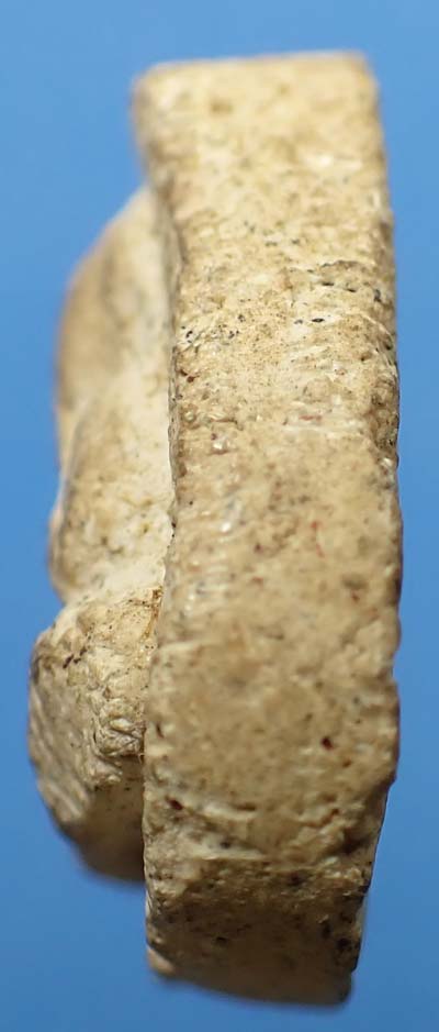 ขายขาดทุน!!!พระปิดตาหลวงปู่เฮี้ยง วัดป่าฯ พ.ศ.๒๕๐๘ พิมพ์ปีกกว้างหลังแบบ+บัตรรับรองพระแท้*28