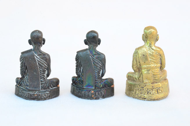 รูปหล่อลอยองค์ หลวงพ่อบุญนำ วัดนครสวรรค์ จ.นครสวรรค์ รวม 3 องค์ พร้อมกล่อง 