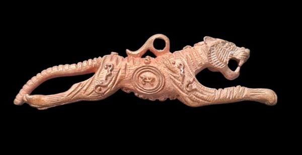 เคาะแรกแดง...เสือยันต์กลับ รุ่น ๗...เนื้อทองแดง พิมพ์ใหญ่ ...หลวงปู่แย้ม วัดตะเคียน จ.นนทบุรี