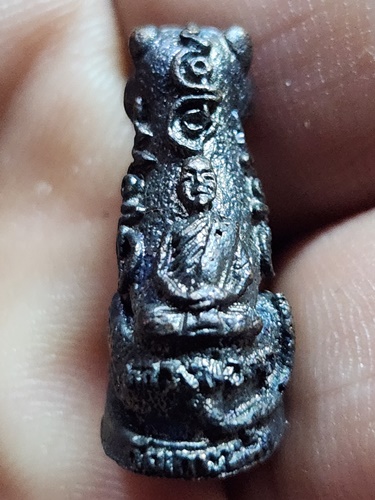 วัดเกาะหลัก ประจวบคีรีขันธ์ เสือมหาอำนาจ "พยัคฆ์คำราม" หลวงพ่อเกตุ  รุ่นแรก ปี 2531 