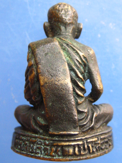 รูปหล่อ พระครูเพ็ง วัดสันติวัน จ.กำแพงเพชร