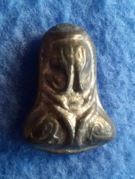 พระปิดตาหลวงปู่เอี่ยม วัดโคนอน เนื้อชินตะกั่ว พ.ศ. 2515