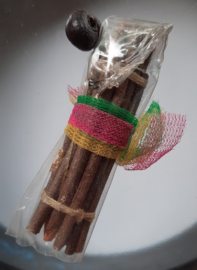 เครื่องราง ไม้กาฝากรัก ไม่ทราบที่