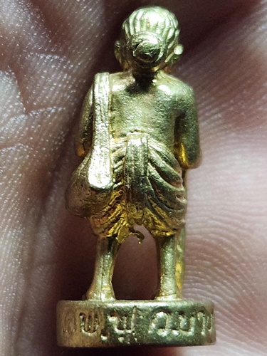 วัดบางสมัคร จ.ฉะเชิงเทรา รูปหล่อชูชกมหาลาภ หลวงพ่อฟู  รุ่นไหว้ครู ปี2553