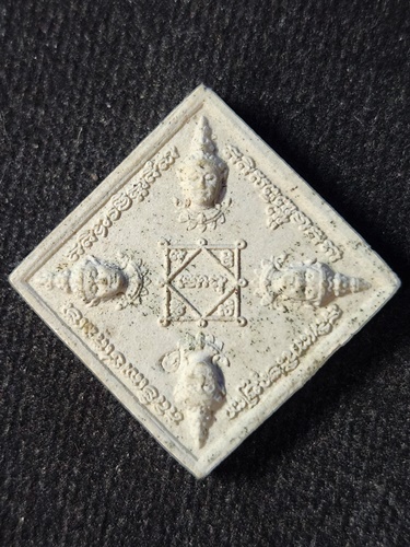 วัดนนทรีย์  จ.ตราด พระพรหม ผงโสฬสมหาเศรษฐี รุ่นพรหมเศรษฐี ที่ระลึกงานฝังลูกนิมิตร .๒๕๕๘