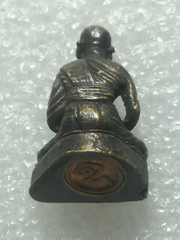 รูปหล่ออุดกริ่ง หลวงพ่อขวัญ ปวโร วัดบ้านไร่ พิจิตร 