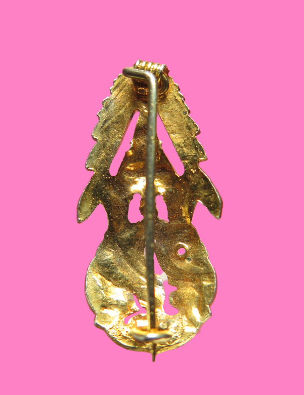 เข็มกลัด ภปร หลวงปู่ลำภูจัดสร้าง ออกวัดไก่จ้น 