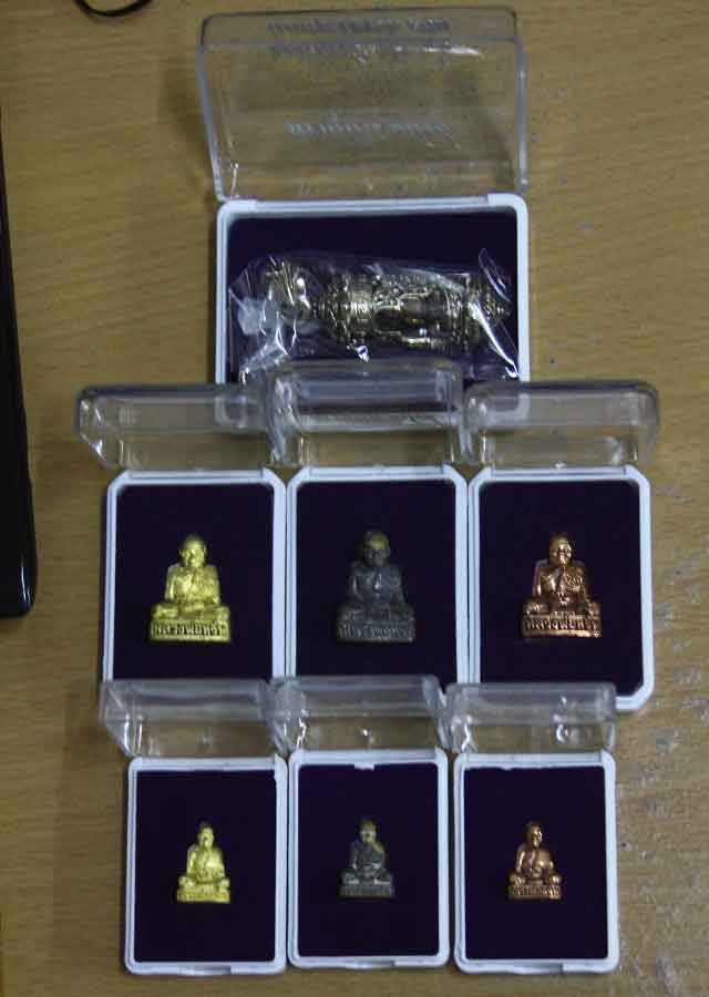 หลวงพ่อ หวั่น วัดคลองคูณ