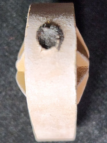 วัดเนินดินแดง ชลบุรี ดาวแม่เนื้อหอม หลวงพ่อมนตรี (ลูกศิษย์ หลวงพ่อผินะ ) อุดผง มีโค๊ต