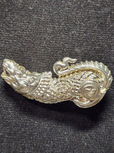 สำนักสงฆ์เนินดินแดง จ.ชลบุรี ปลัดหัวชะมด หลวงพ่อมนตรี  (ศิษย์หลวงพ่อผินะ)  อุดผง ตอกโค๊ต