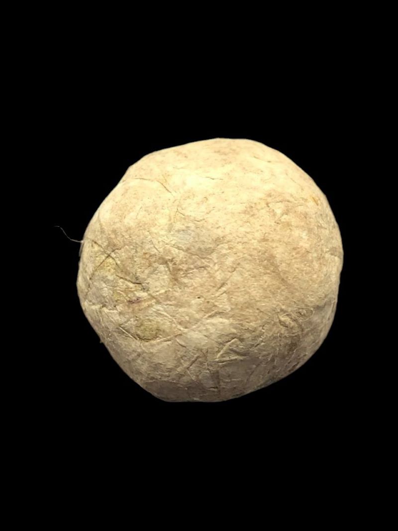 ลูกอมกระดาษสา เก่าๆ เคาะเดียวครับ