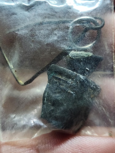 พระพรหมสี่หน้า เนื้อเมฆพัตร เก่าจับขอบทองแดง ตามสภาพ