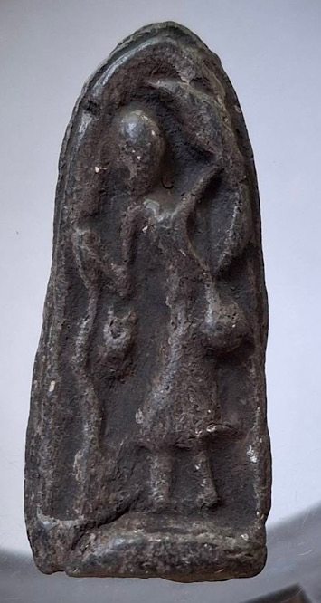 พระสิวลี องค์ใหญ่ เนื้อดินเผา ไม่ทราบที่