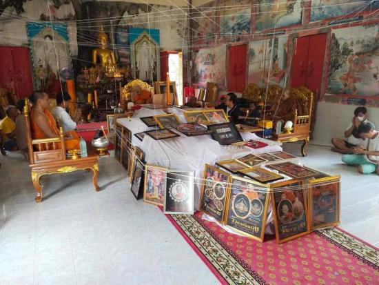 เหรียญ รุ่นชนะจน 65 เนื้อทองแดง ซีนเดิม  หลวงปู่อิ่ม วัดทุ่งนาใหม่ นครศรีธรรมราช ทีเดียว 3 องค์