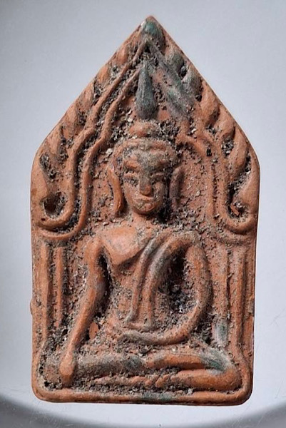 พระขุนแผน๕ยอด หลวงพ่อรักษ์ วัดสุทธาวาส จ.พระนครศรีอยุธยา เสาร์๕ ปี2553 เนื้อดินเผา พิมพ์ใหญ่