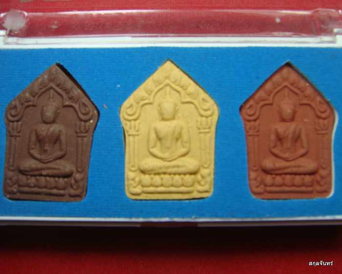 พระขุนแผน นะกอดกัน (พรายเจ้าทอง) วัดท่าช้าง จ.อ่างทอง