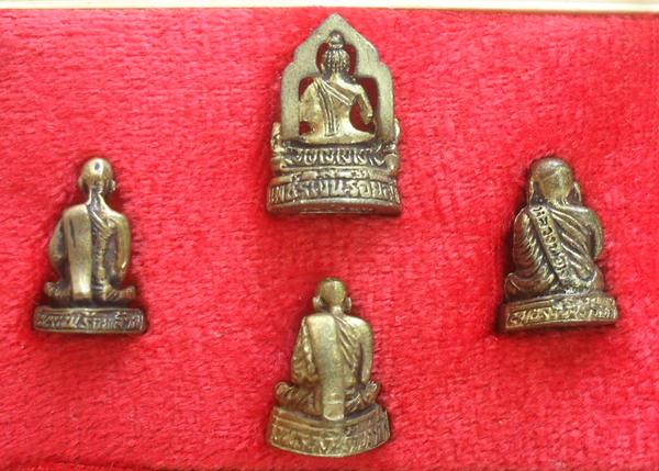 พระชุด ๔ องค์ รุ่นเพชรเงินล้าน หลวงพ่อเพชร หลวงพ่อเงิน หลวงพ่อเดิม หลวงพ่อเขียน วัดไดรัง ปี ๒๕๓๘ 