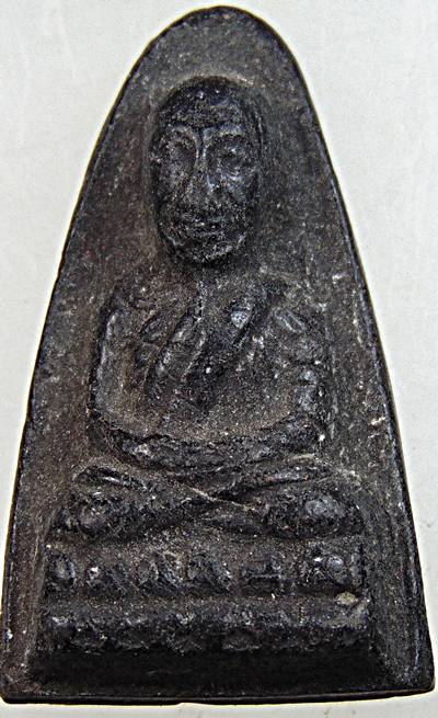 หลวงปู่ทวดเนื้อดินเผา วัดช้างให้ ปี 2513 (ผสมผงว่านหลวงปู่ทวด ปี2497) สร้างโดยพระครูใบฎีกาขาว