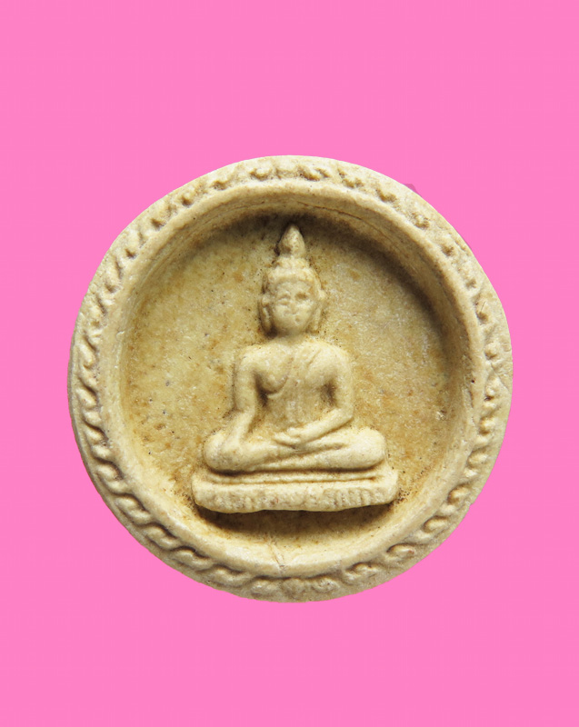 พระผงจันลอยพระประธานวัดตุ๊กตา นครปฐม ปี ๒๕๐๙ ผสมว่าน ๑๐๙ 