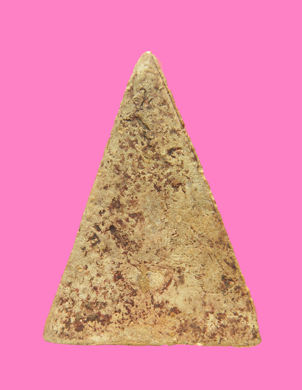 พระผง พิมพ์สามเหลี่ยม ใหญ่