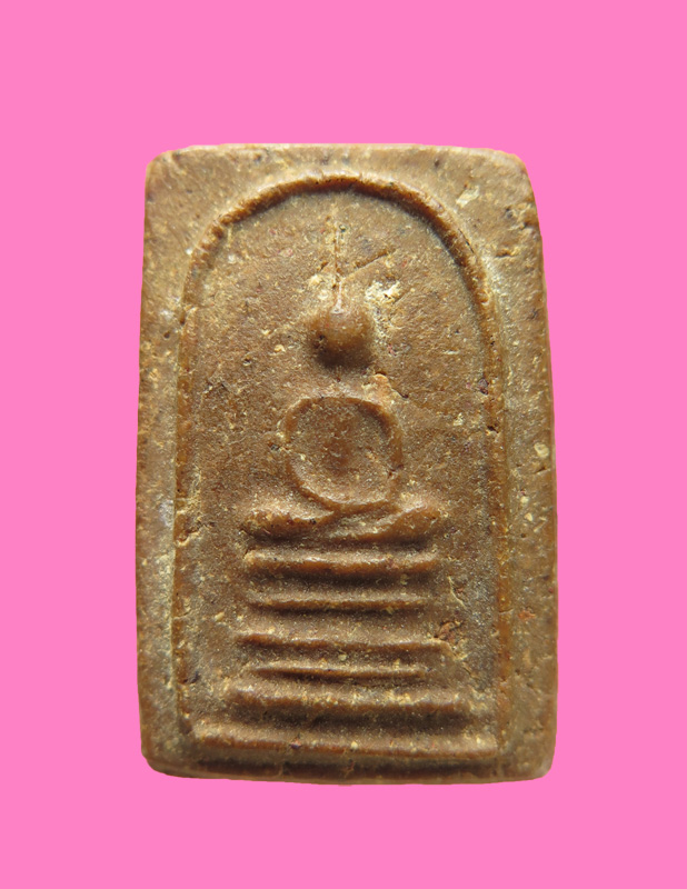 สมเด็จเนื้อผงน้ำมัน หลังปั๊มตรายาง