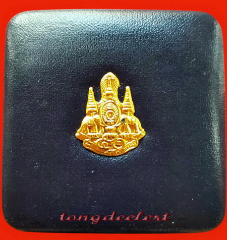 เหรียญสมเด็จพระญาณสังวร วัดบวรนิเวศ รุ่นเฉลิมพระเกียรติ ปี 2539 เนื้อเงินลงยา สวยมากค่ะ