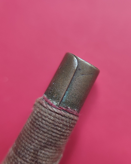 ตะกรุดโทนหลวงปู่สุข  วัดโพธิ์ทรายทอง จ.บุรีรัมย์ เนื้อฝาบาตร เชือกเดิม 