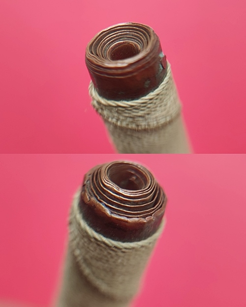 ตะกรุดโทนหลวงปู่สุข  วัดโพธิ์ทรายทอง จ.บุรีรัมย์ เนื้อทองแดง เชือกเดิม (2)