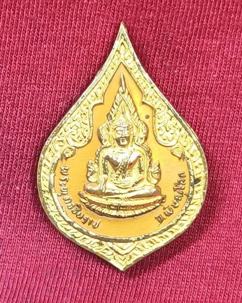 เหรียญเข็มกลัดพระพุทธชินราช กะไหล่ทองลงยา ปี28 วัดพระศรีฯ จ.พิษณุโลก
