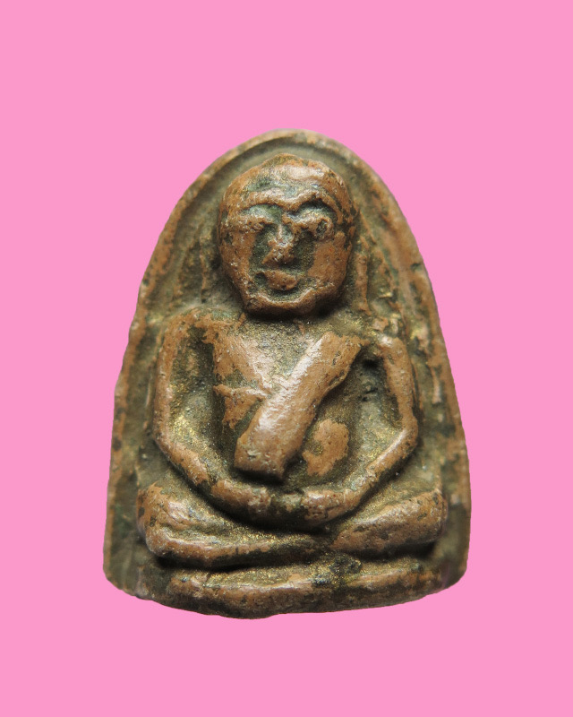 พระเกจิ รูปเหมือน เนื้อดินขุยปู