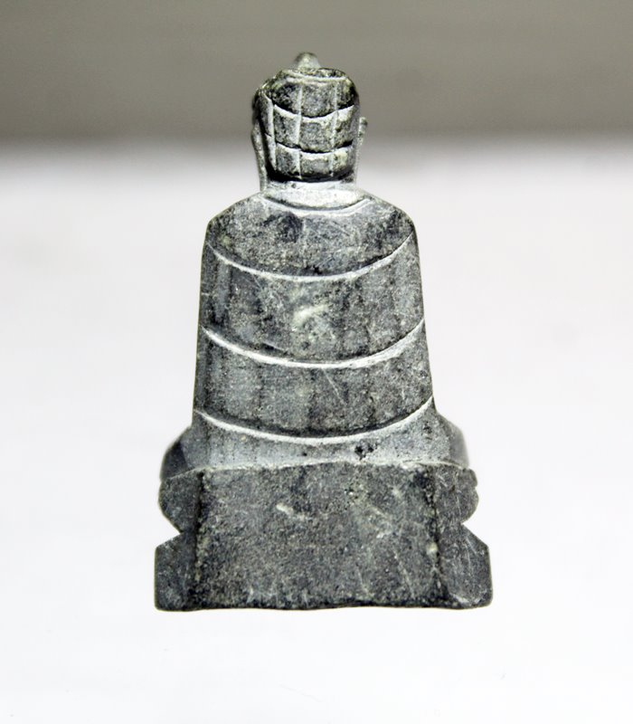 A975พระพุทธหินแกะ ประเทศอินเดีย ครูบาบุญชุ่ม ญาณสํวโร วัดพระธาตุดอนเรือง ปลุกเสก แล้วแจกลูกศิษย์ ปี 