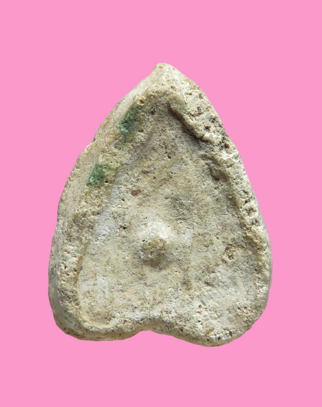 นางพญาเนื้อผง พิมพ์กลีบบัว เก่า