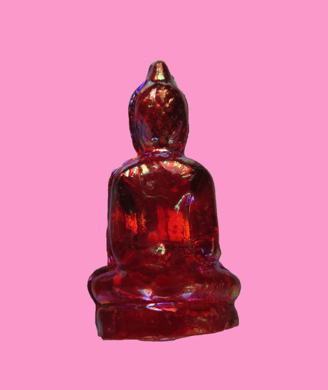 พระแก้ว ขนาดเกือบนิ้ว สีแดง