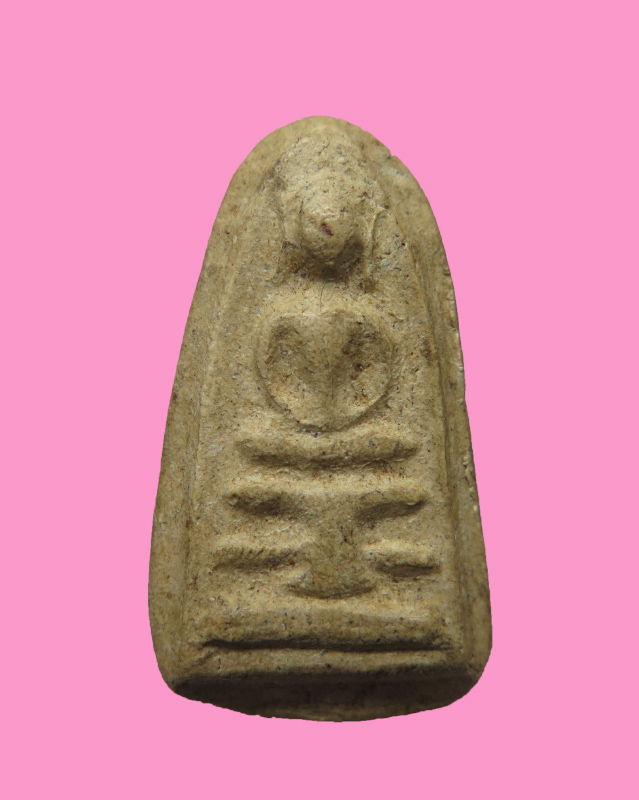 พระสมเด็จฐานผ้าทิพย์