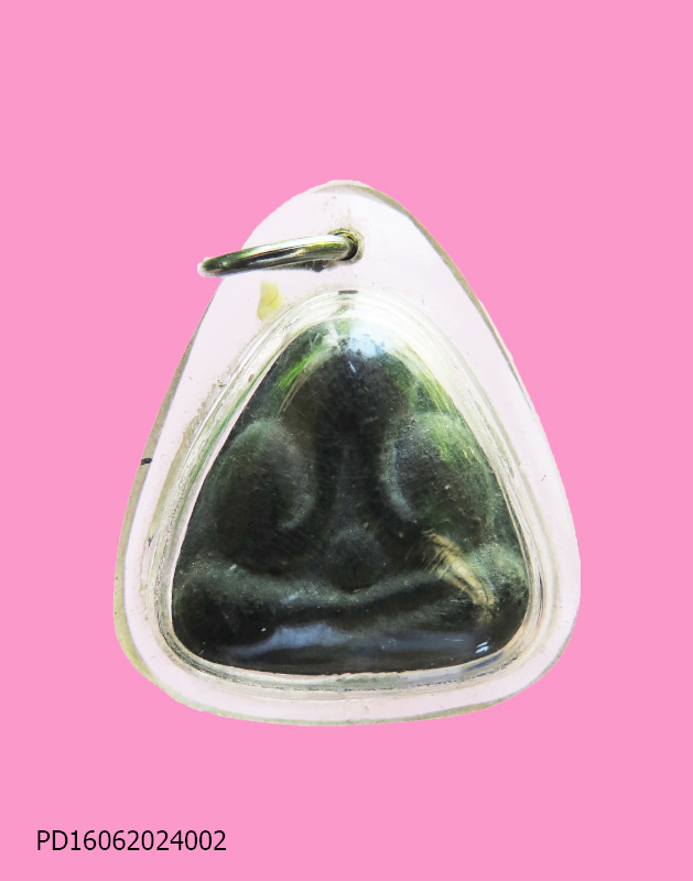 พระปิดตา หลังยันต์