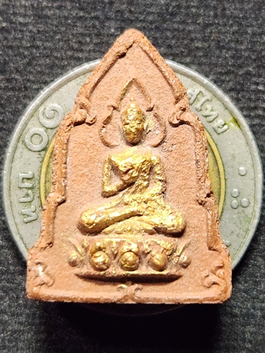 วัดลำบัวลอย นครนายก พระพุทธประทานพร หลวงพ่อสนิท ปี 2522 พระเนื้อดินลงทอง