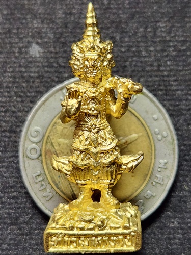 วัดมณีวงศ์ นครนายก ท้าวมหาราช รุ่น บันดาลทรัพย์ หลวงพี่ต่อ ปี2558