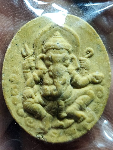 อุทยานพระพิฆเนศ นครนายก พระผงพระพิฆเนศ หลัง โอม