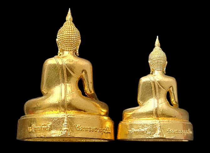 เคาะแรกแดง..พระกริ่ง+พระชัย..รุ่นปลดหนี้ ๖๕..แยกจากชุดกรรมการเล็ก ไม่มีกล่อง..พระธาตุวาโย ฉะเชิงเทรา