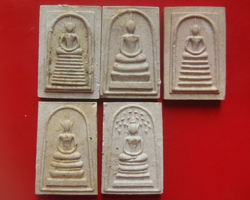 พระสมเด็จสิริโลกนาถ ผสมผงสมเด็จเก่าวัดระฆัง ฝังพระธาตุทุกองค์ ปี 2536 ออกวัดสระเกศ