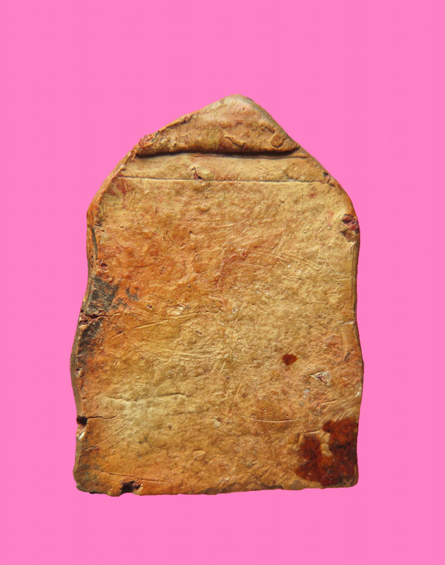 พระขุนแผน เนื้อดิน พิมพ์กรุมณเฑียร หลังเคยมียันต์