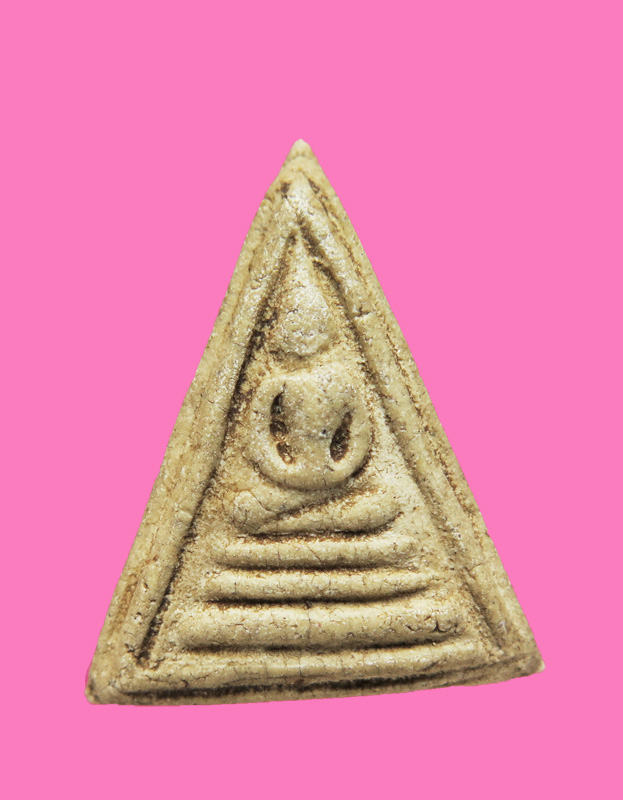 สมเด็จหน้าจั่ว เนื้อผง ไม่ทราบที่