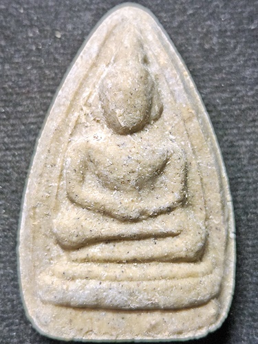  วัดบางกุฎีทอง ปทุมธานี พระกลีบบัวเนื้อผง หลวงพ่อชำนาญ