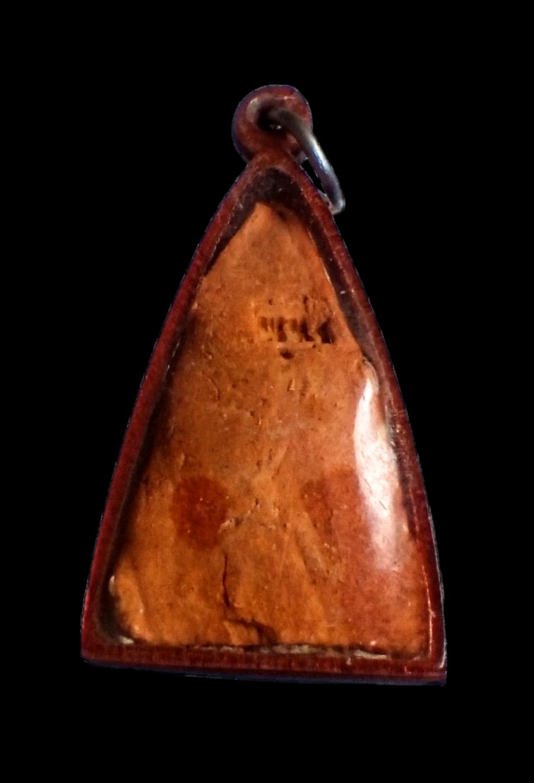 🙏  พระเนื้อดิน พิมพ์ท่ามะปราง  "หลวงพ่อทวี วัดโรงช้าง"  หลัง 'พุทธ' (เลี่ยมวินเทจเก่า)  ✅