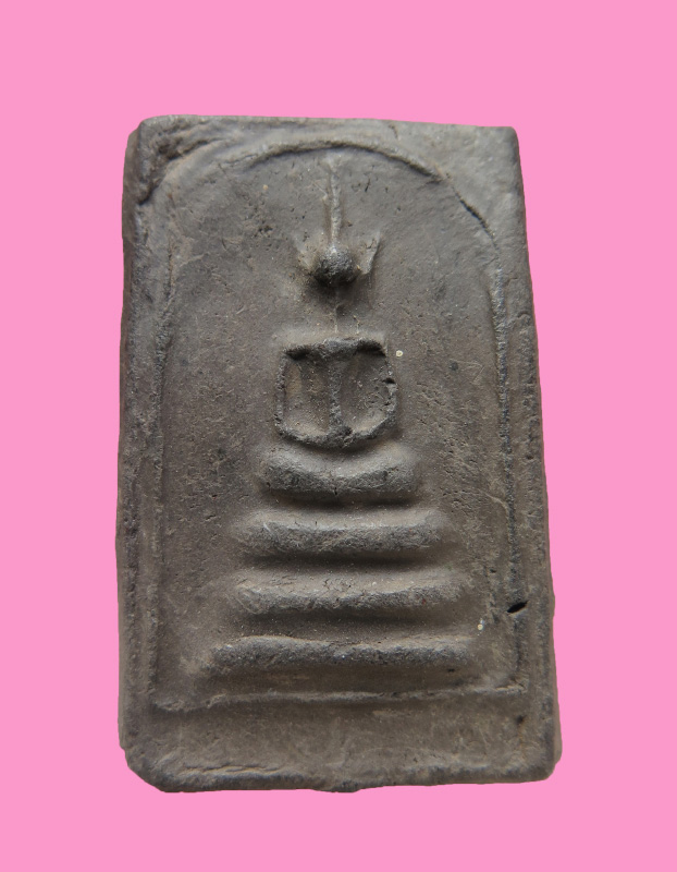 สมเด็จ เนื้อดินดำ