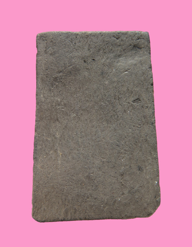 สมเด็จ เนื้อดินดำ