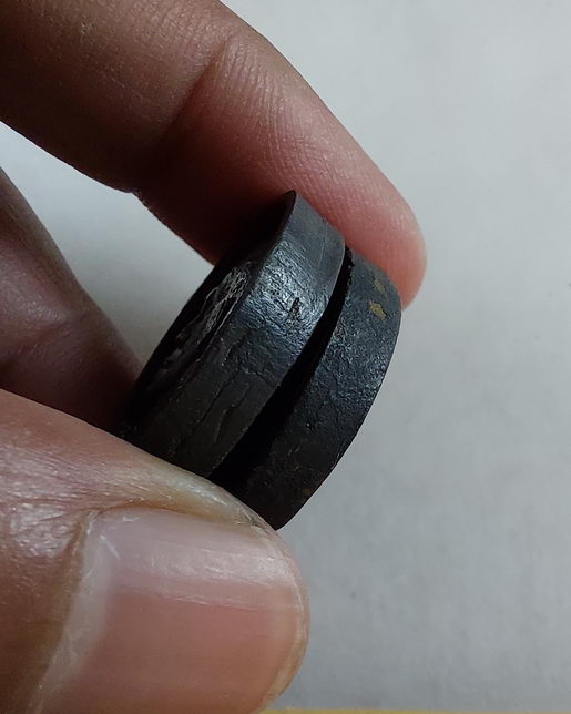 " เหรียญหล่อ ล้อแม็ก หลวงพ่อคูณ ปริสุทฺโธ วัดบ้านไร่ จ.นครราชสีมา เสาร์๕ คูณทวี ปี 2536 ทีเดียว2เหรี