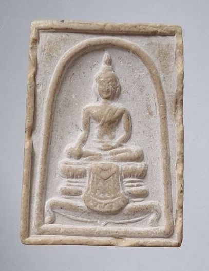 สมเด็จพระประธาน หลวงพ่อแพ วัดพิกุลทอง จ.สิงห์บุรี เนื้อผงน้ำมัน ปี2534