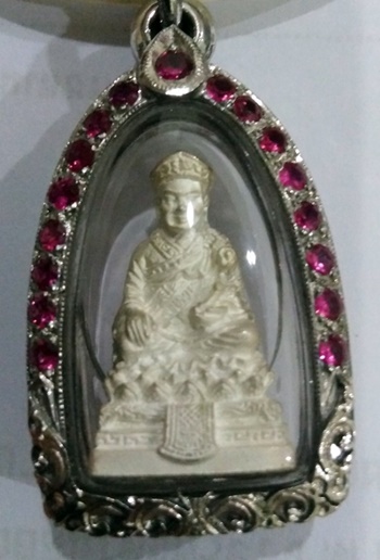 รูปหล่อเทพเจ้าไต๋ฮงกง วัดหัวลำโพง เนื้อเงิน เลี่ยมเงิน