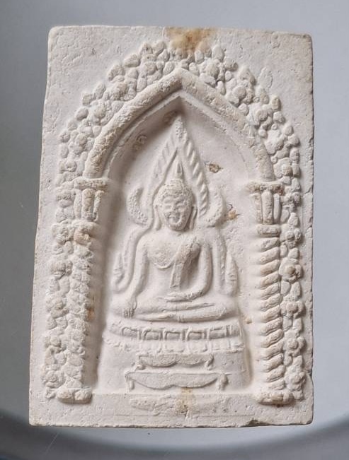 พระผงวัดลาดปลาเค้า จ.สุพรรณบุรี ปี2541 (หลวงตาจวน วัดไก่เตี้ย,หลวงพ่อสันต์ วัดเสือ ปลุกเสก)